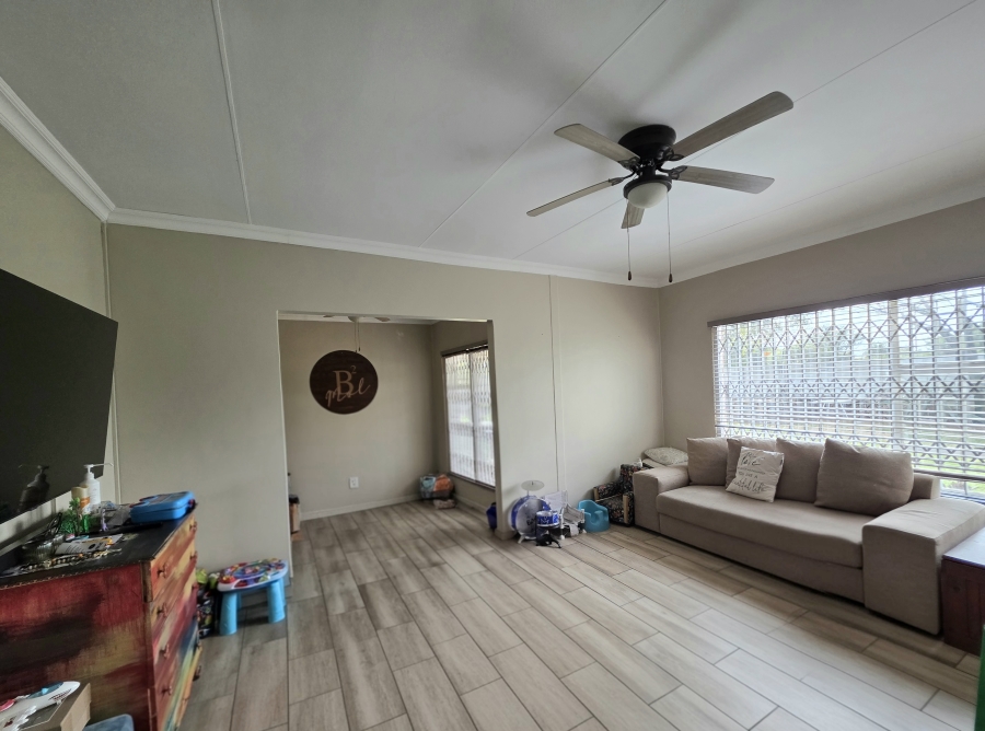 3 Bedroom Property for Sale in Flamingo Park Free State